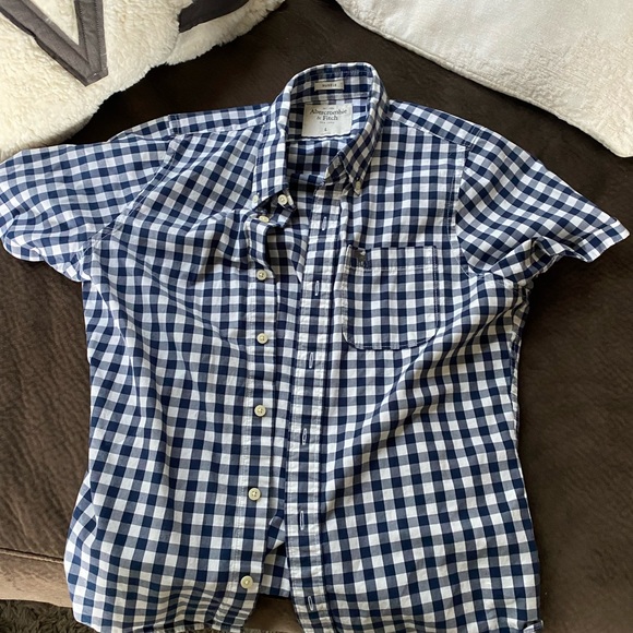 Abercrombie and Fitch checkered short sleeve shirt - Picture 4 of 4